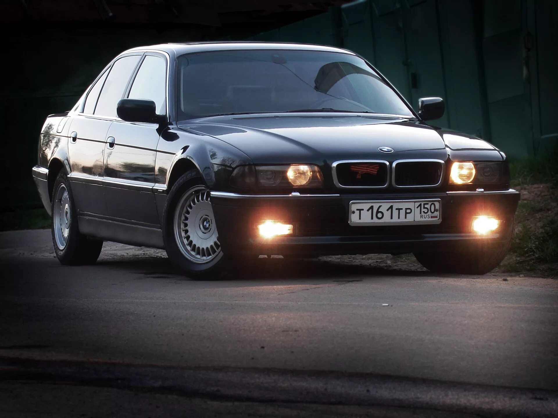 М5 е38. БМВ 7 е34. БМВ е34 750. BMW 5 Series e38. БМВ 7 750.