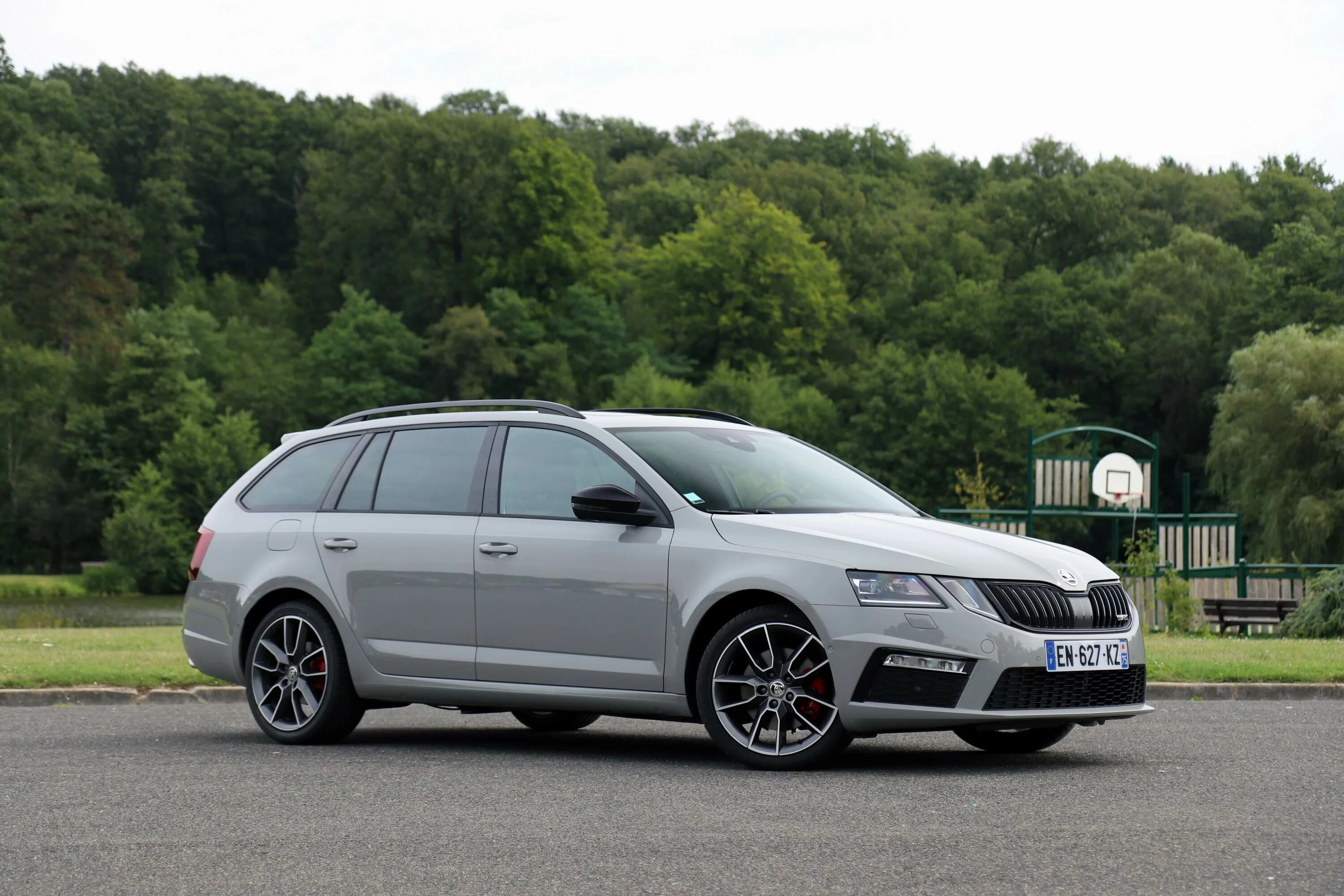 Skoda octavia rs универсал