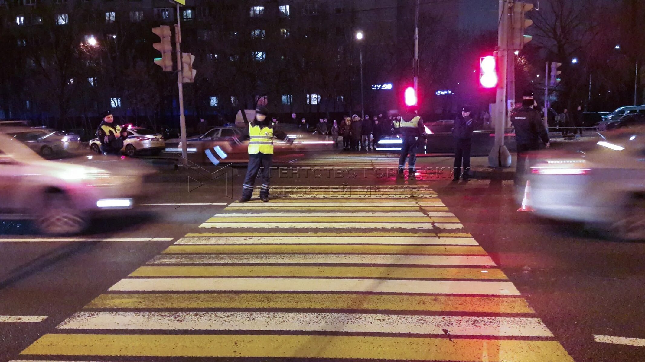 Сколько человек в видном. На Алтуфьевском шоссе сбили человека. Лежачий полицейский. ДТП на пешеходном переходе в Москве. Фото ДТП С участием детей пешеходов.