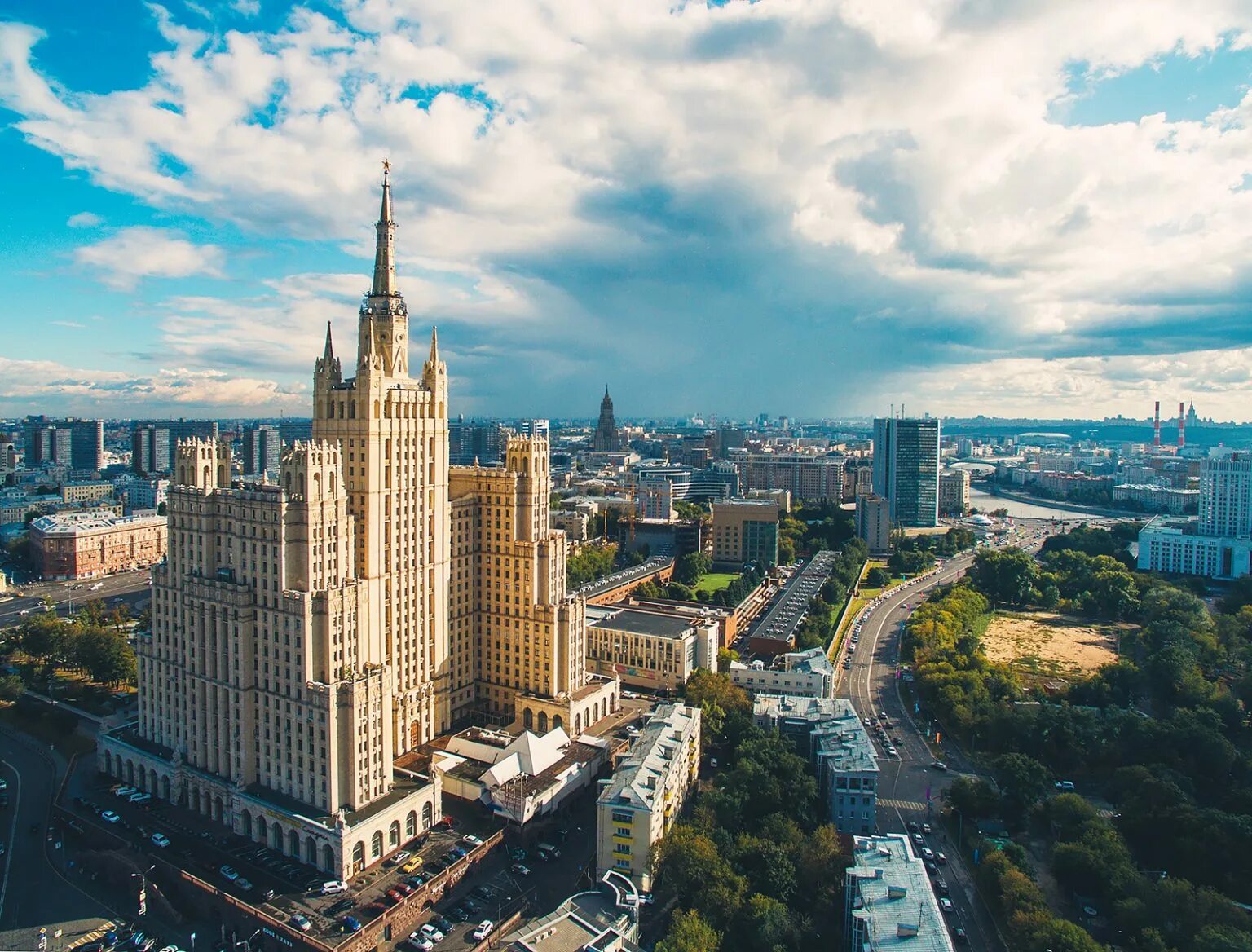 семь сестер москвы сталинские высотки. москва высотка на котельнической набережной. высотки город красногорск. высотка, москва, кудринская площадь. вид с последнего этажа москва сити.