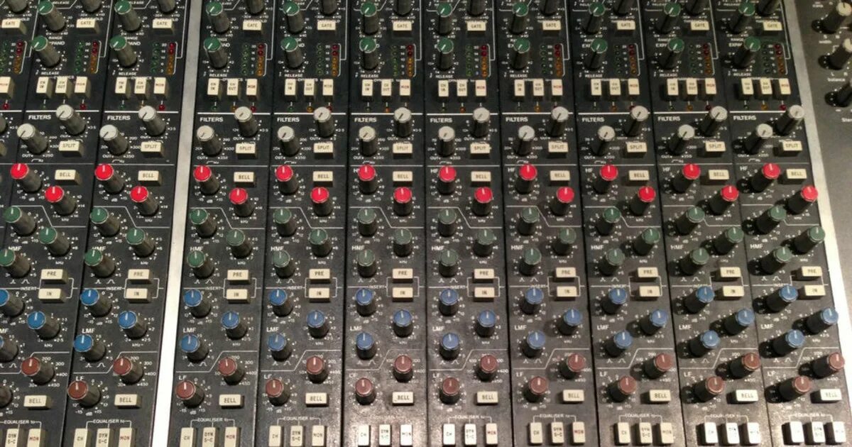 Ssl checker. Микшерный пульт SSL 4000. SSL Console микшерный пульт 4000. SSL 6000e. Solid State Logic 4000.