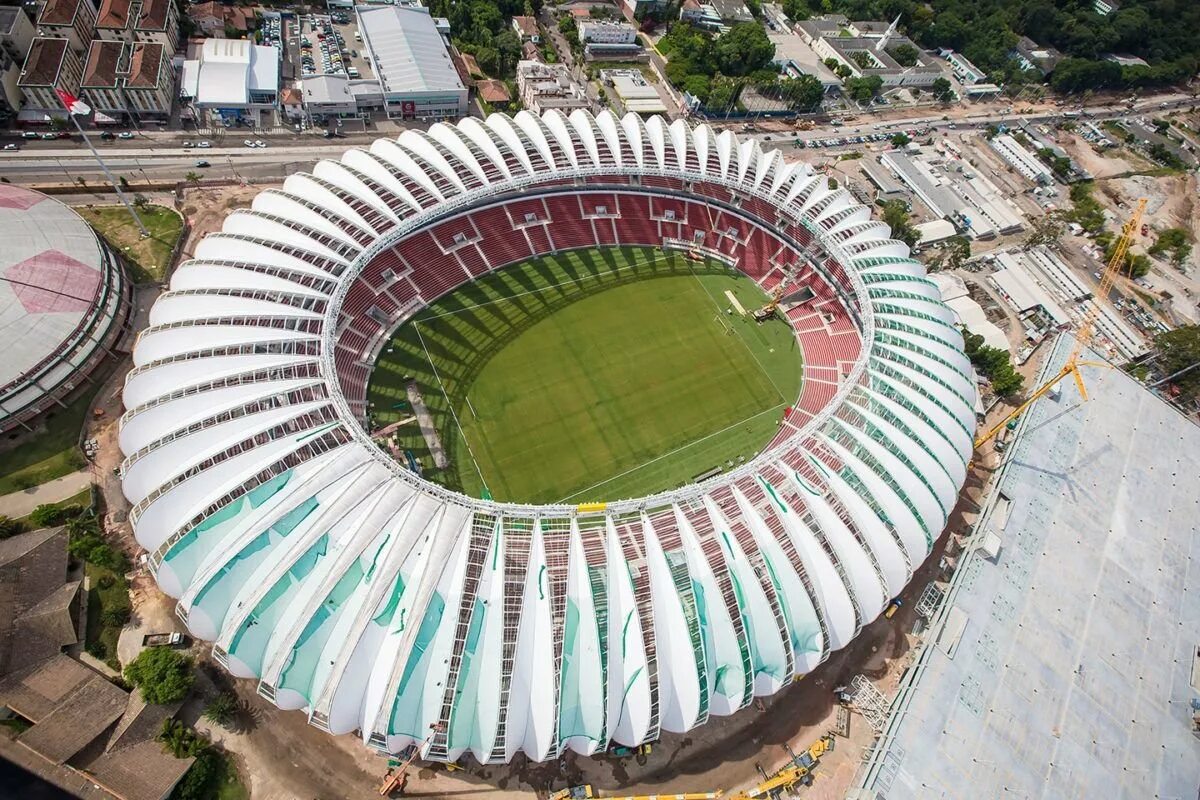 Самые красивые стадионы. Арена Бейра Рио. Бразилия футбольная Арена. Футбольный стадион Бразилии. Футбольный стадион Бразилия 2022.
