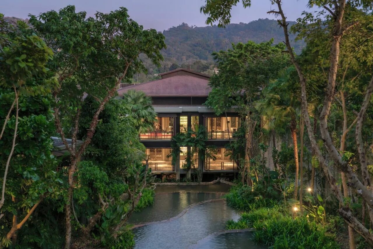 Pullman phuket arcadia пляж. Pullman arcadia naithon. Pullman arcadia naithon beach. Пулман пхукет пхукет аркадия. Найтон бич пхукет пульман отель.