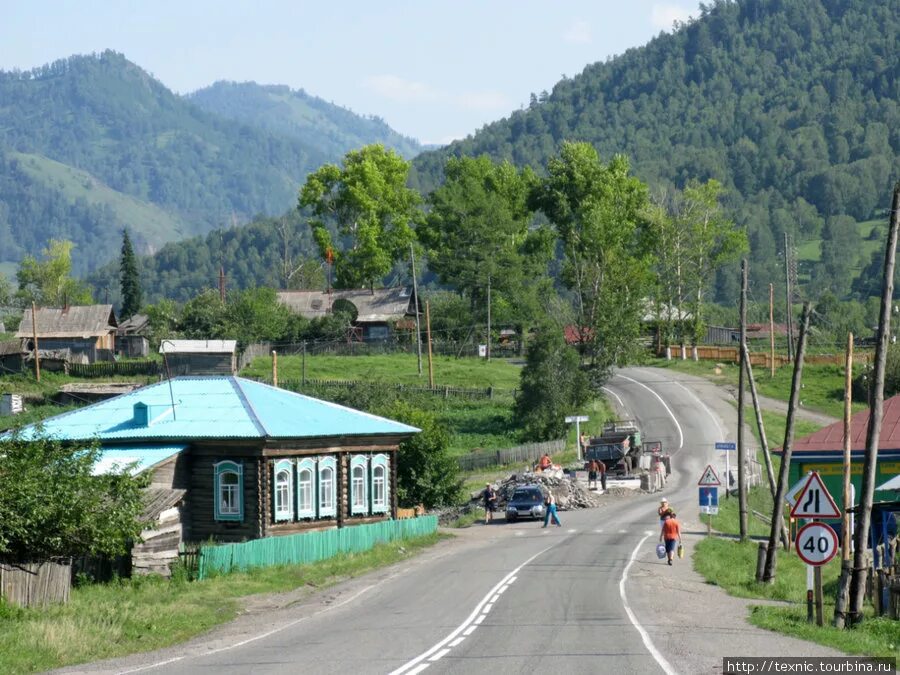 Талда республика алтай. Онгудай горный Алтай. Республика Алтай село Онгудай Онгудайский район. Онгудай центр. Село Чоя горный Алтай.