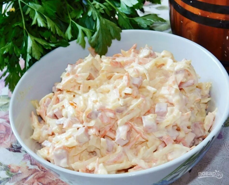 Легкий, но очень вкусный салат Салат с ветчиной, Еда и Салат на скорую руку