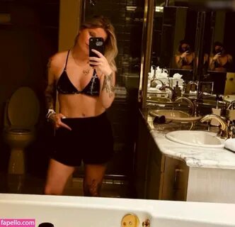 Mindy_xoxo22  ukrianegirl20 Nude Leaked OnlyFans Photo 13 - Fapello.