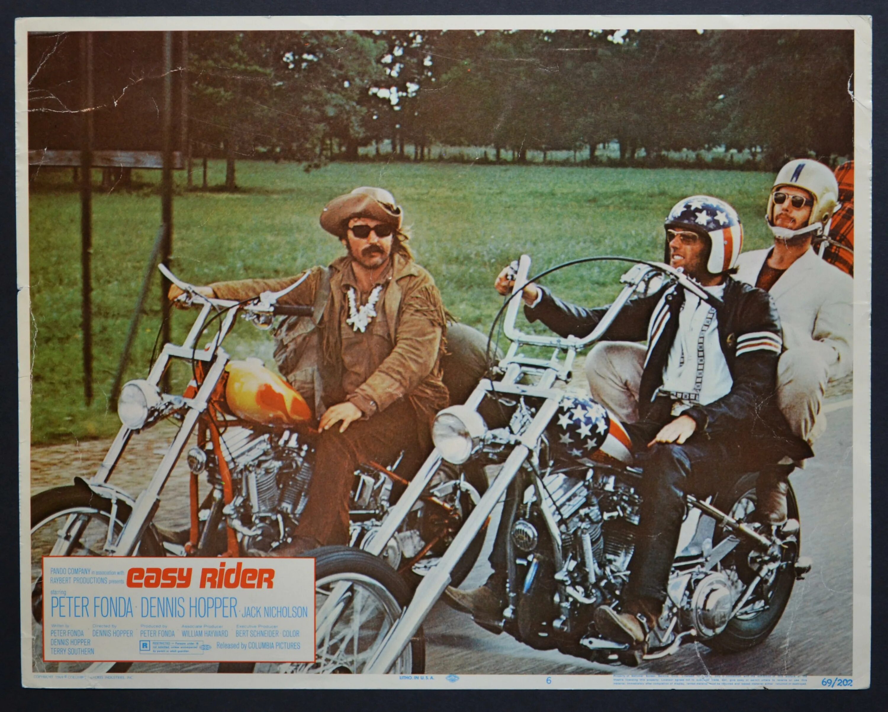 Джек Николсон на мотоцикле. Easy Rider 1969 Art. Dennis Hopper easy Rider. Easy Rider кадры ферма.