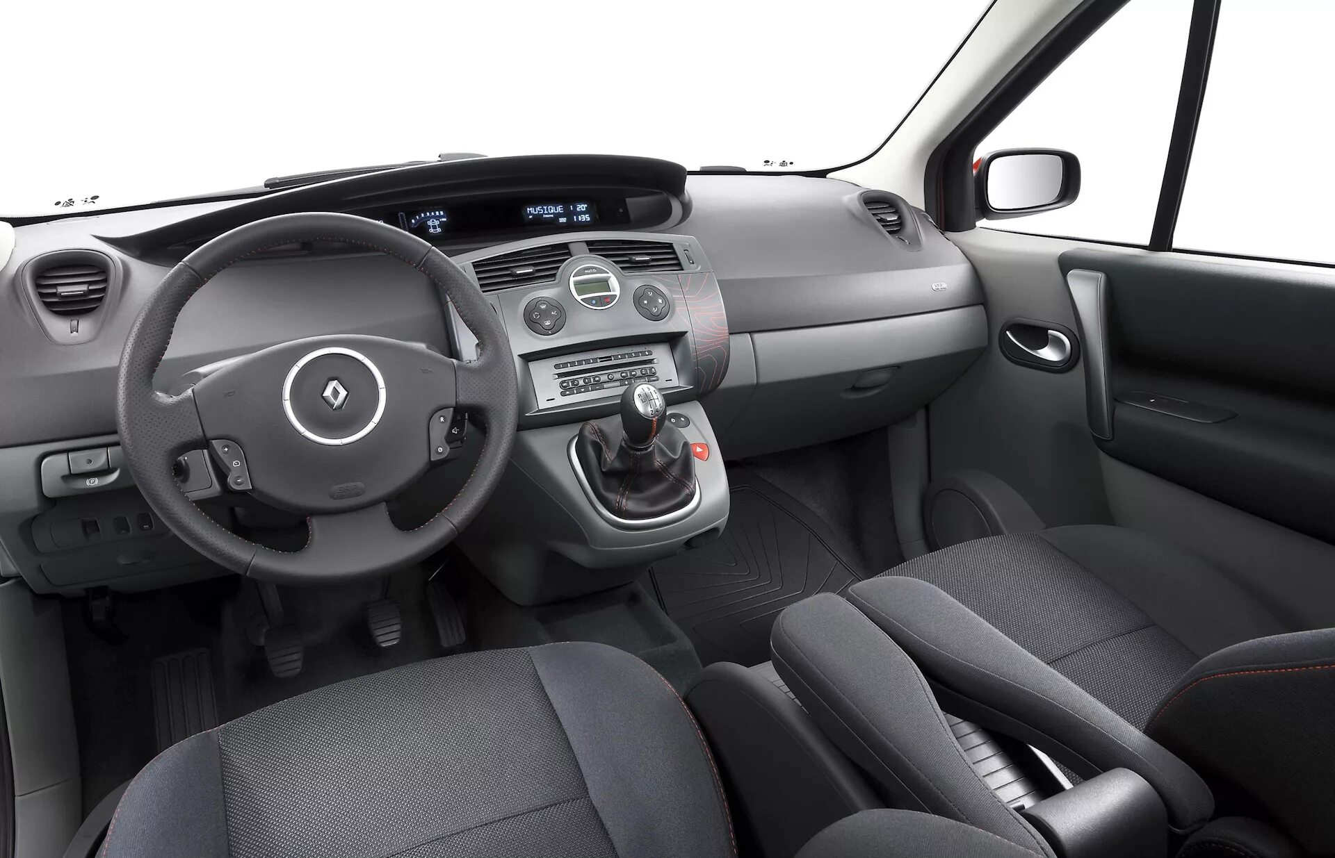 Полировка фар. - Renault Grand Scenic II, 1,9 л, 2004 года кузовной ремонт DRIVE