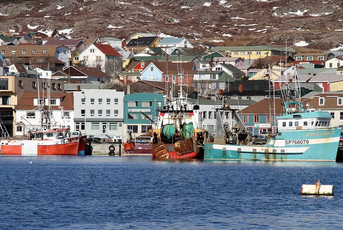 Сен пьер остров. Сен-Пьер и Микелон. Saint-Pierre, Saint Pierre and Miquelon. Остров Микелон. Сен-Пьер и Микелон столица.