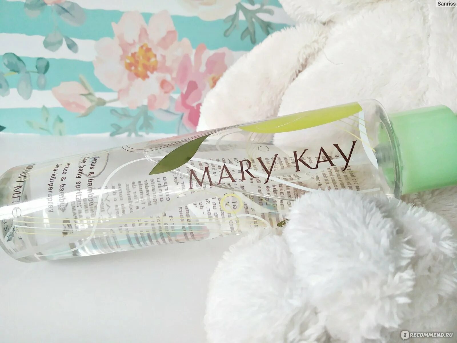 Деоколон мери кей лотос и бамбук. Спрей для тела лотос и бамбук mary. Спрей для тела мери кей зеленый. Спрей для тела лотос и бамбук mary kay. Мери кей спрей для тела лотос.