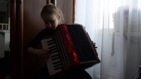 Гуляй казак молодой