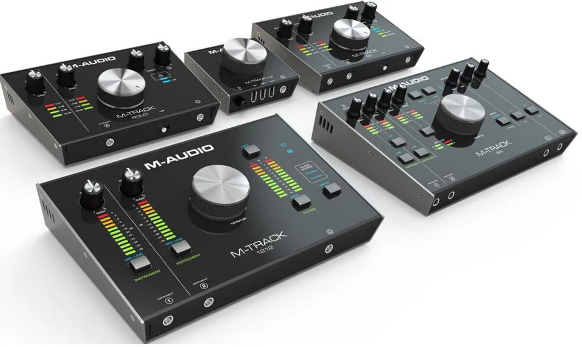 M track com. M-Audio m-track 8x4m. M-Audio m-track solo. M-Audio m-track solo внутри. M Audio 2.