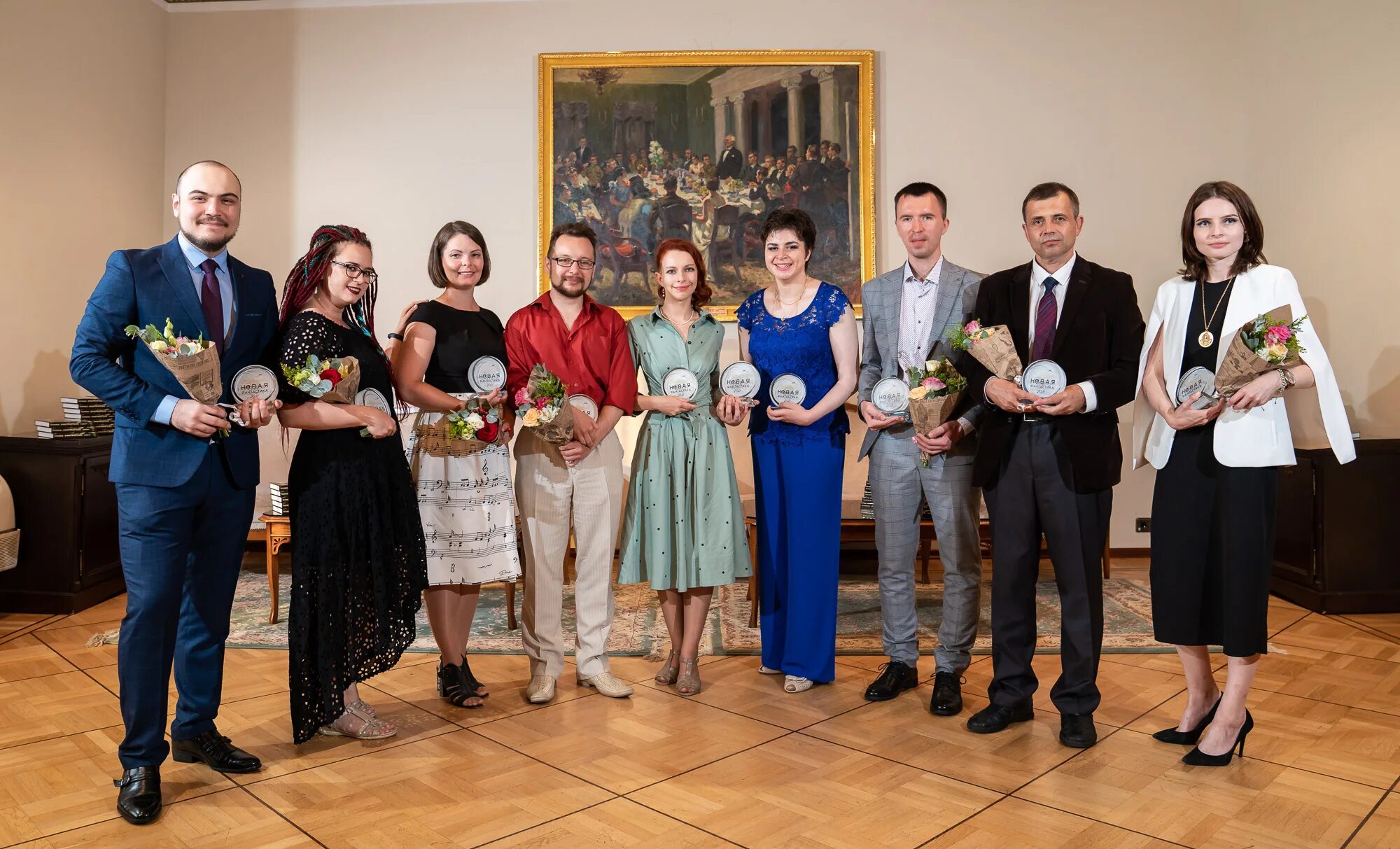 Бронзовая улитка премия. Премия писателю фантасту 5 букв. Премии фантастам. Премия локус 2003. Премии фантастам.