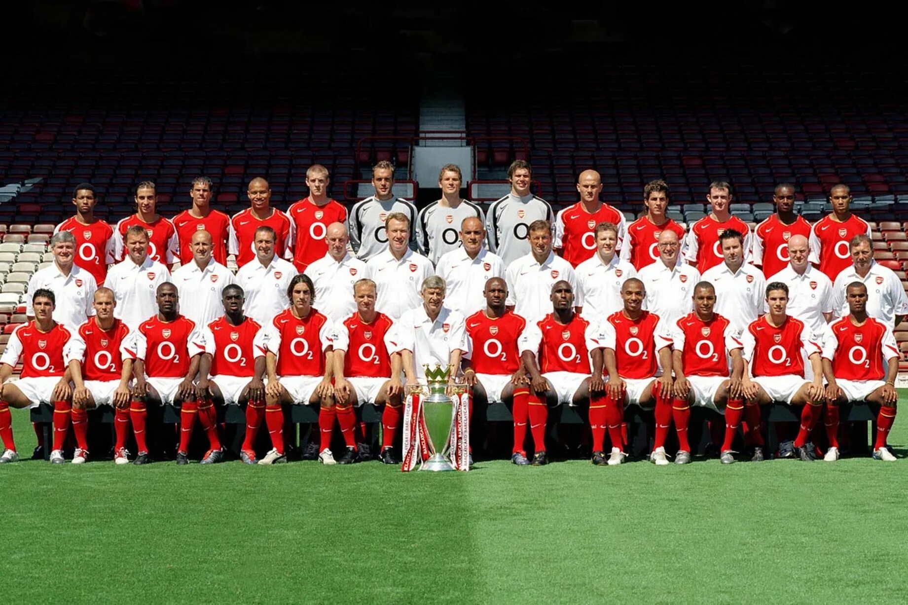 Арсенал 2003-2004. Arsenal 2004 05. Arsenal United 2004 состав. Состав Арсенала 2008.