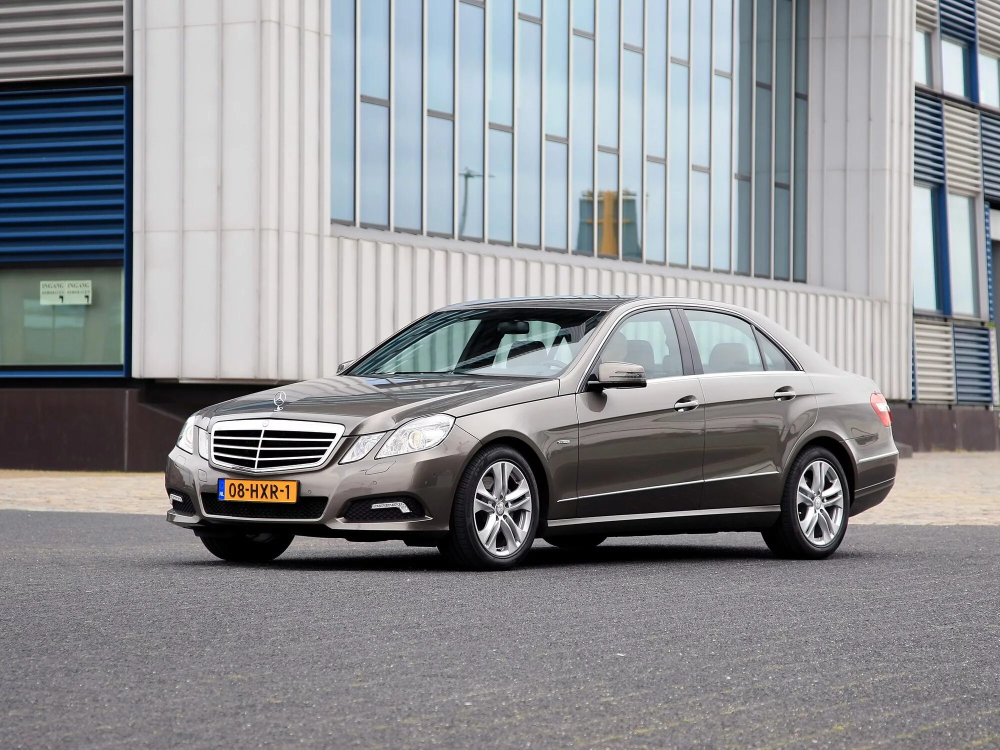 Mercedes-benz e 250 cdi. Mercedes e class w212. Mercedes e klasse w212. Mercedes e550 w212. Mercedes e class w212.