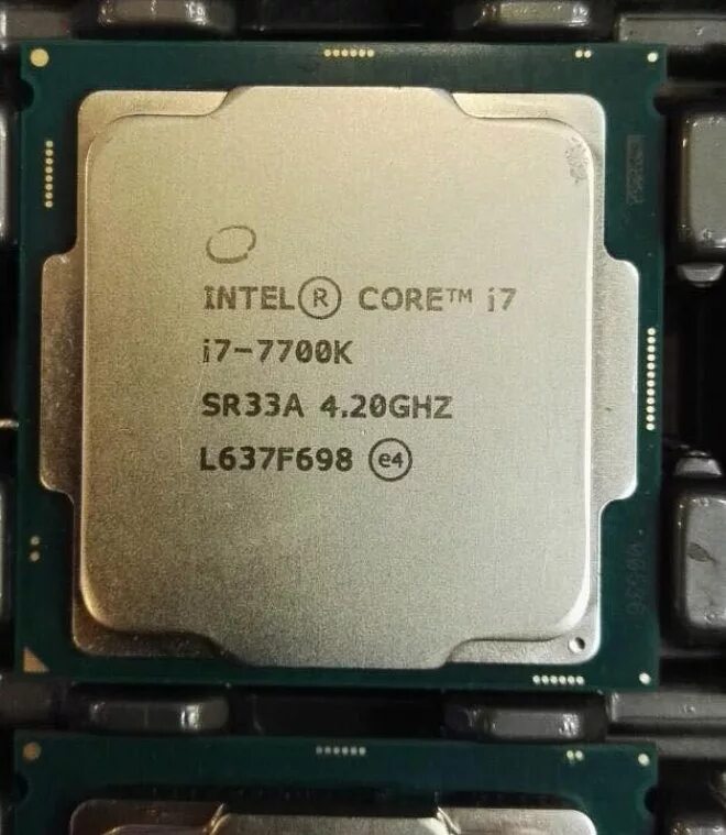 Интел 7700. I7 7700k. Intel i7 7700. Core i7 7700k. Intel Core i7-7700.