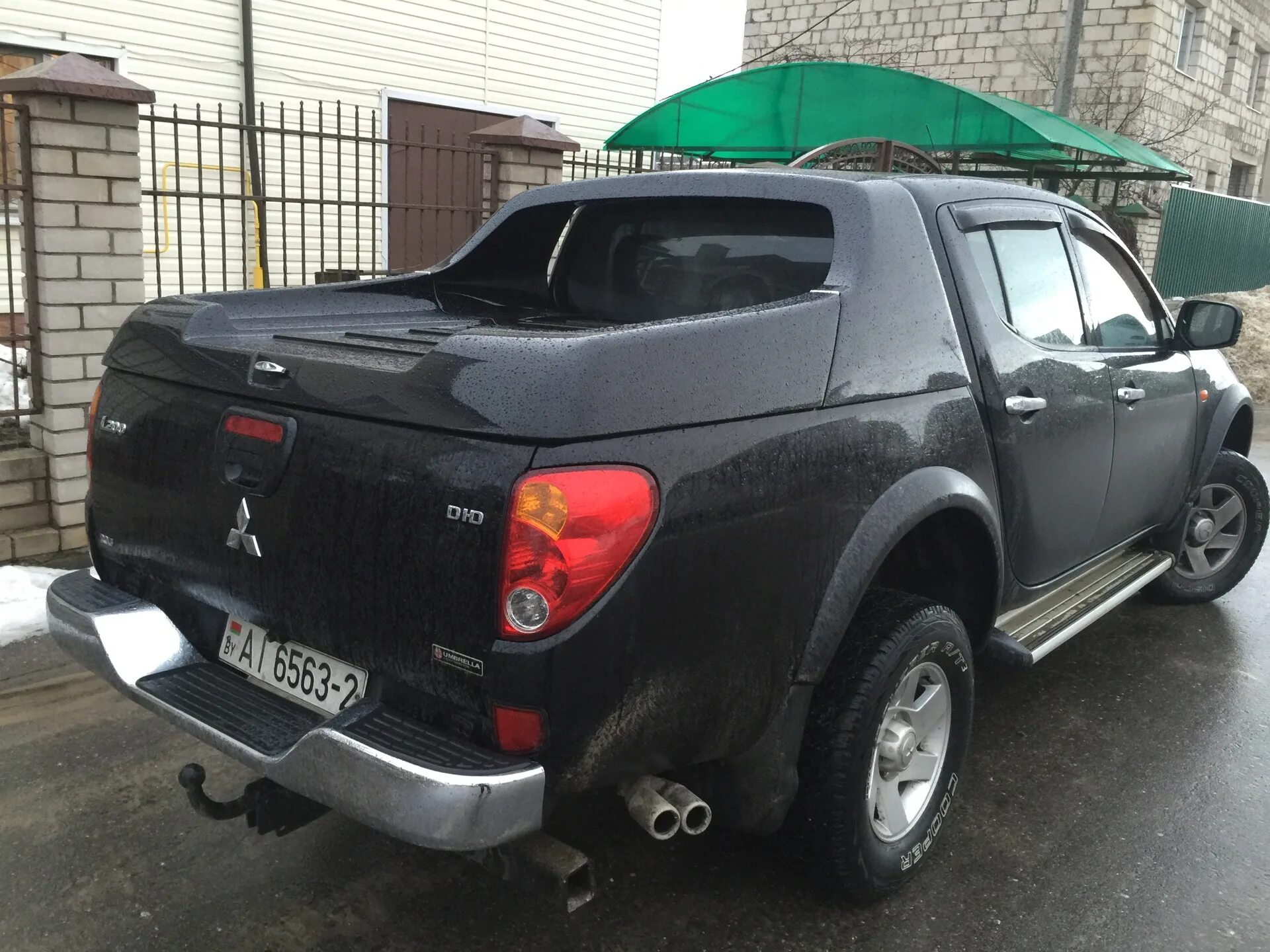 Mitsubishi l200 кузов. Mitsubishi l200 2021 кунг. Мицубиси л 200 хаки. Mitsubishi l200 4 поколения кунг.