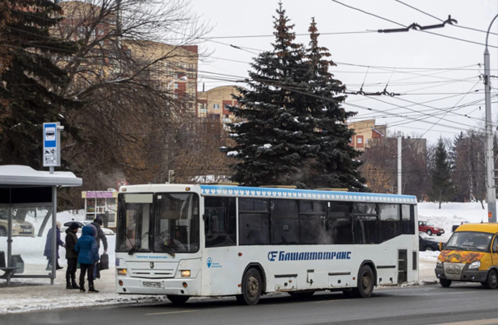 226 уфа. НЕФАЗ Башавтотранс маршрут 51 Уфа. НЕФАЗ Уфа 226. Автобус Башавтотранс зима Уфа. Автобус 258 Уфа.