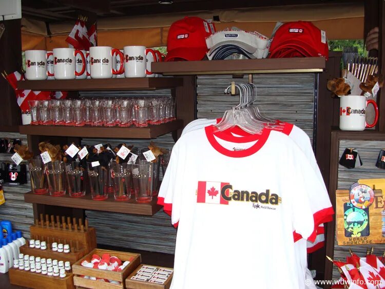 Канада стор. Магазины в Канаде. Хоккейный магазин в Канаде. Канадские магазины. Канада магазинчики.