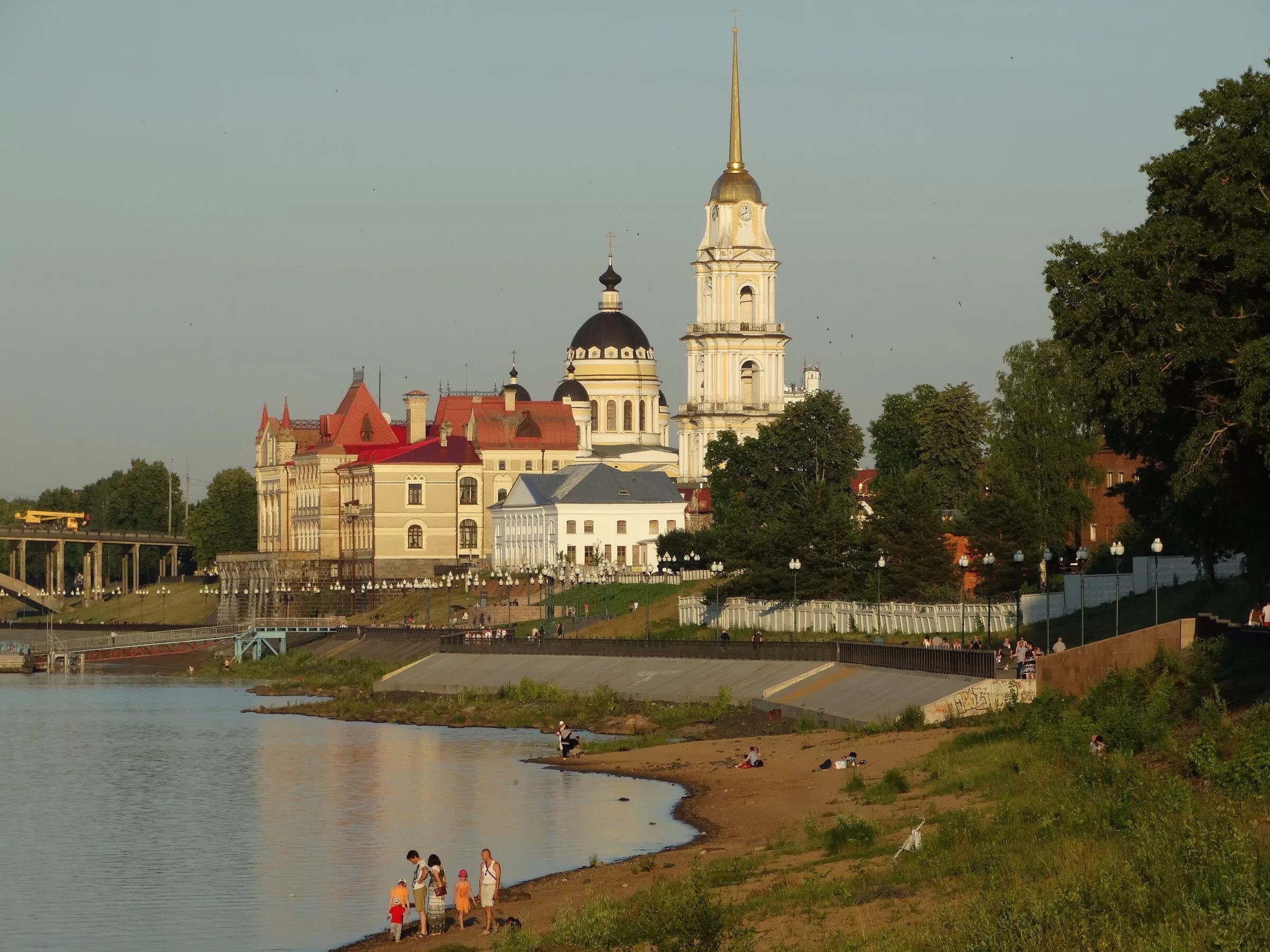 Сайт г рыбинск. Городской округ город Рыбинск. Город Рыбинск Ярославской области. Городской округ город Рыбинск достопримечательности. Ярославская область Рыбинск площадь.