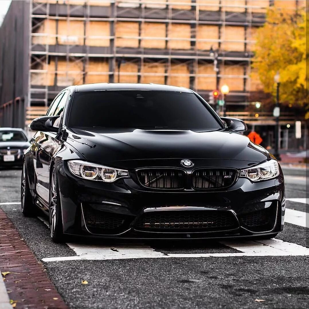 Черный б м в. BMW m3 f80 Black. BMW f80 черная. БМВ m3 f80 черная. BMW m5 f80 черный.