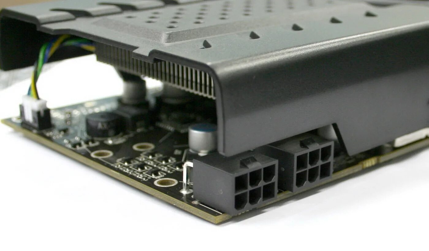 Sapphire rx580 8gb nitro+ разъем. Rx 570 pin. Rx590 питание. питание видеокарты sapphire. питание видеокарты sapphire.