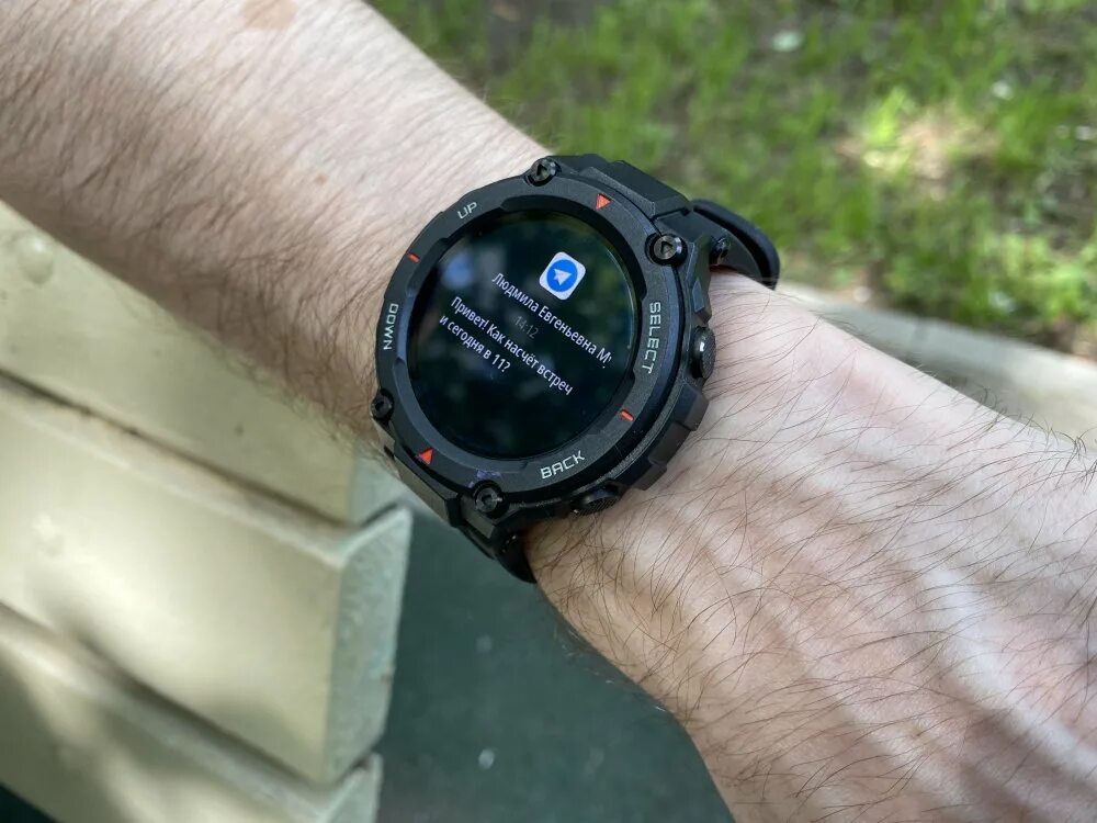 Умные часы amazfit t rex