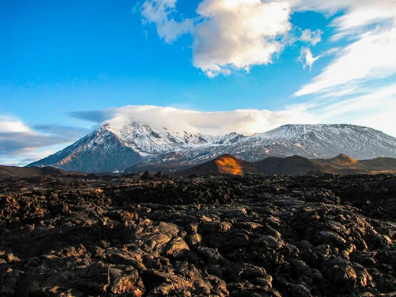Камчатские вулканы. Камчатка толбачик. Камчатка толбачик. Камчатка толбачик. Камчатка толбачик.