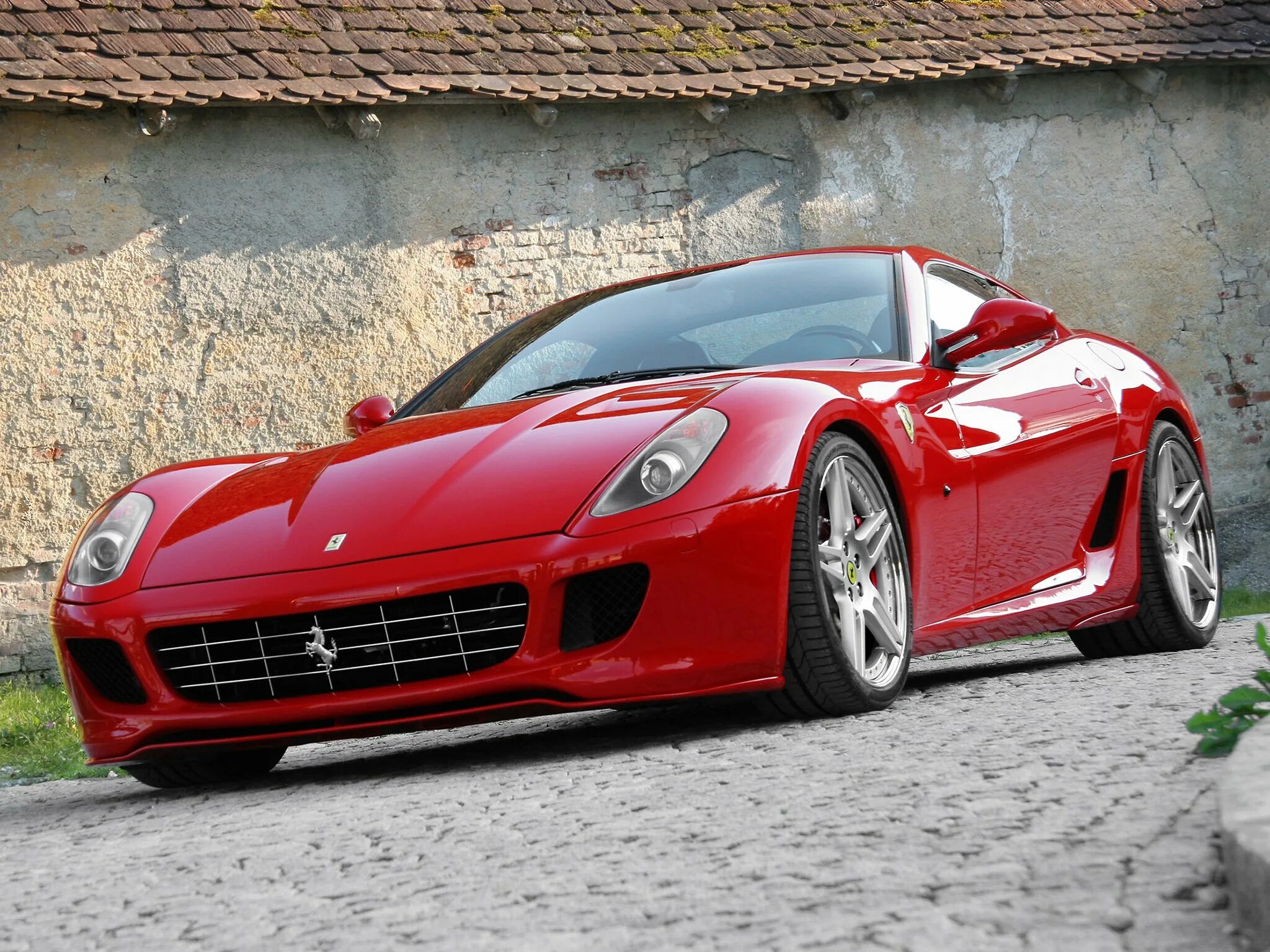 Красные машины фото. Феррари 599 ГТБ Фиорано. Феррари 599 GTB. Ferrari 599 Novitec. Ferrari Novitec Rosso 599 GTB.