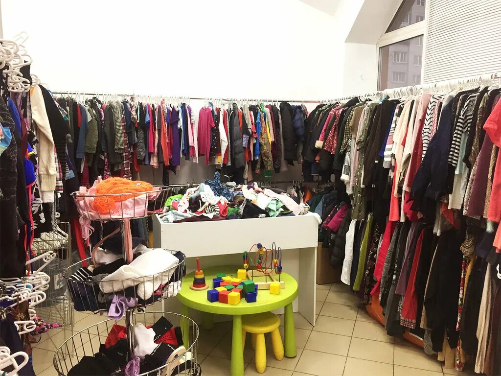 одежда щербинка. ткани щербинка. вещевой магазин. пушкинские магазины одежды. Conso wear в красном ките мытищи.