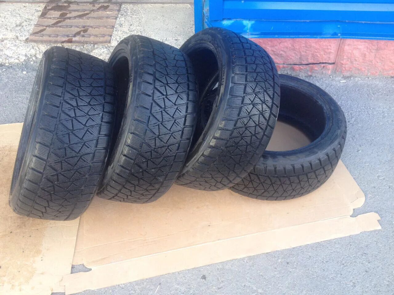 Bridgestone Blizzak DM v3 275/60 r20 115r. 1600r20 Bridgestone. Бриджстоун близак 275/55/20 купить.