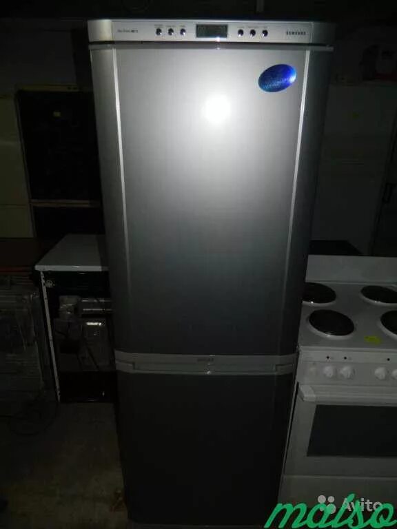 Холодильники 2000 год. Холодильник самсунг двухкамерный ноу Фрост. Холодильник самсунг 2008 года. Холодильник Samsung no Frost двухкамерный 2000 год. Холодильник Samsung no Frost двухкамерный 2008.