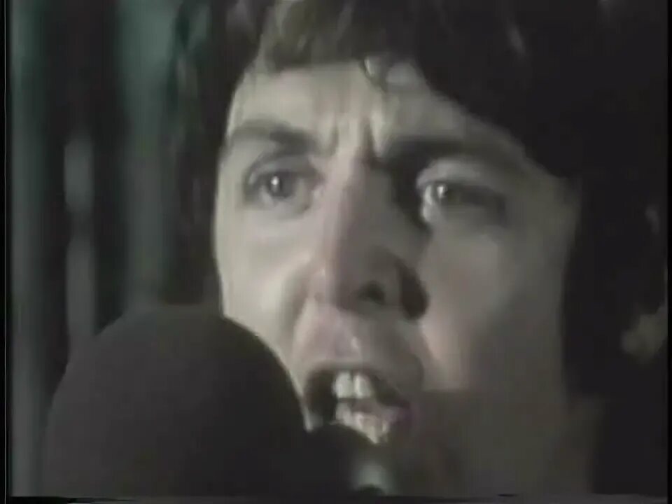 Paul mccartney wings one hand clapping. Paul mccartney wings one hand clapping