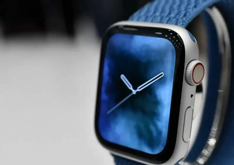 Watch s this. Apple watch s4. Apple IWATCH 4. Часы Эппл вотч 4. Apple watch 8.