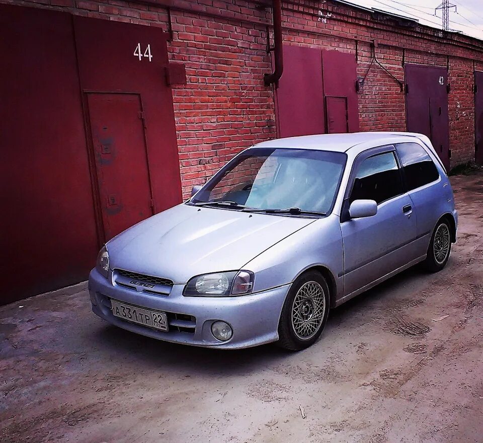 Toyota starlet 1998. Старлет тойота тойота 1998. Тойота старлет 4вд. Тойота старлет новосибирске. Toyota starlet glanza s.