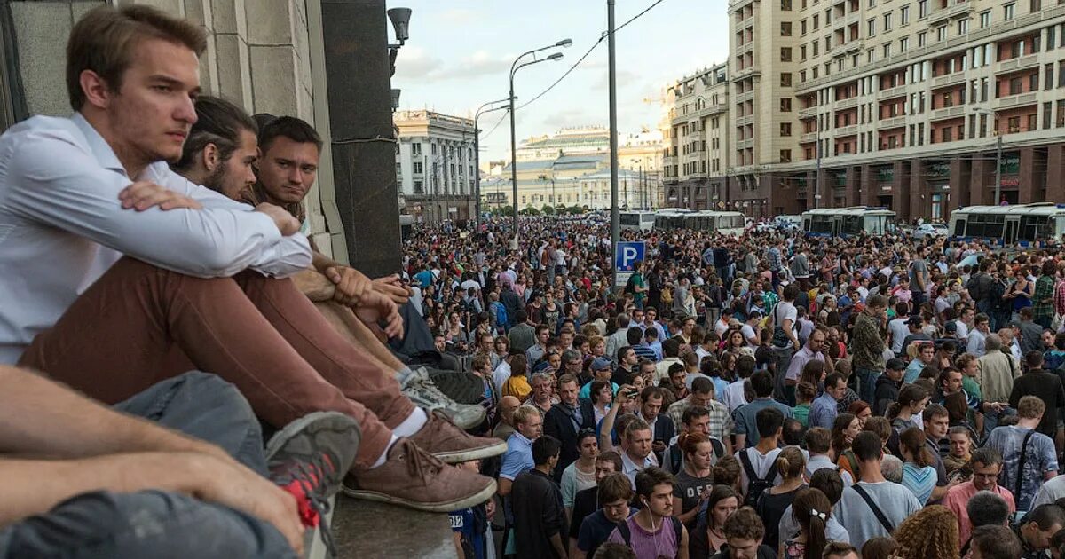 3 июня 2013 г. Митинги в Москве 2020 Навальный. Навальный 2013. Навальный Болотная площадь. Навальный в Москве.