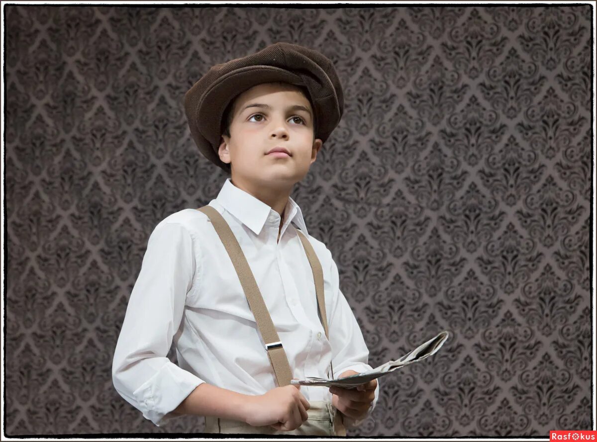 Escott john "newspaper boy". Boy news. California boys rich. Boy news. Newsboys 2021.