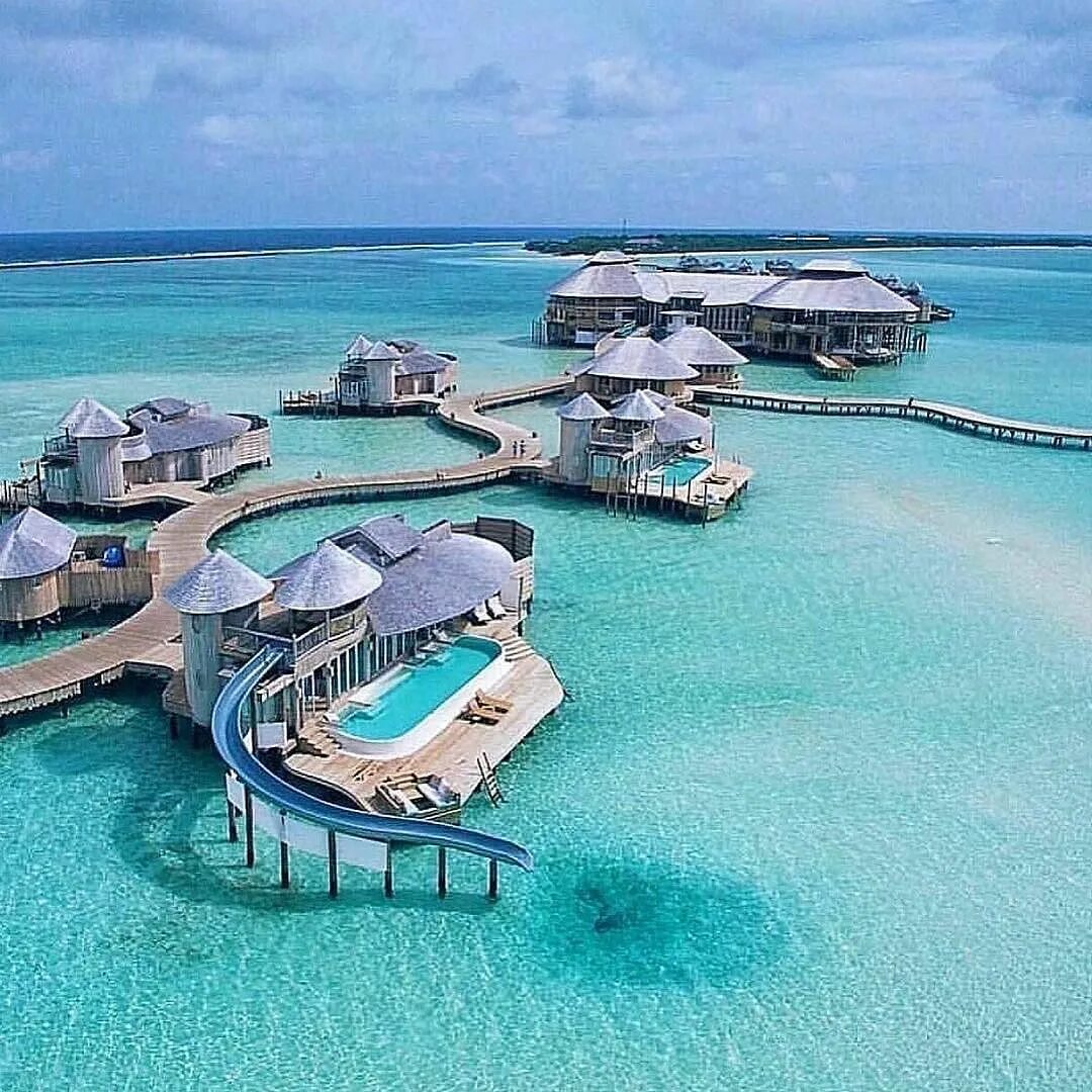 Известные страны на островах. Soneva Jani Resort. Курортные места. Красивые острова. Мальдивы отели.