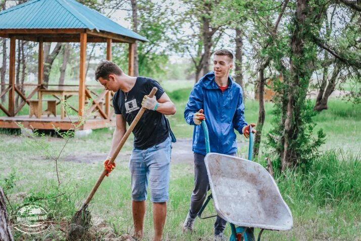 Волонтерский проект экологический лагерь. Лесничество Бахчисарай сотрудники. Эко добровольчество мероприятия. Практика эко волонтерство. Эко волонтер