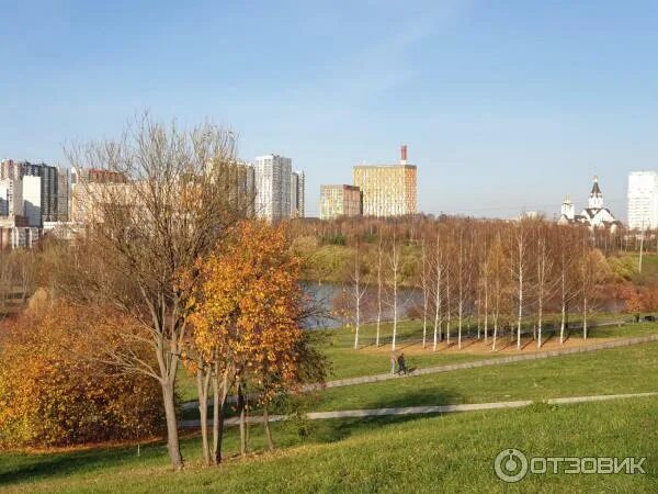 Парк событие. Парк культуры горького москва. И вот он парк. И вот он парк. Торонто канада парк.