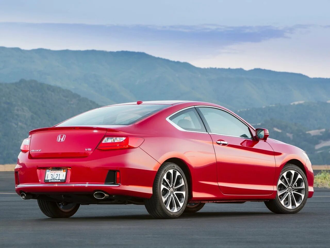 Honda Accord Coupe 2012. Honda Accord Coupe 2. Honda Accord Coupe (2013,). Honda Accord Coupe 2015. Www honda ru