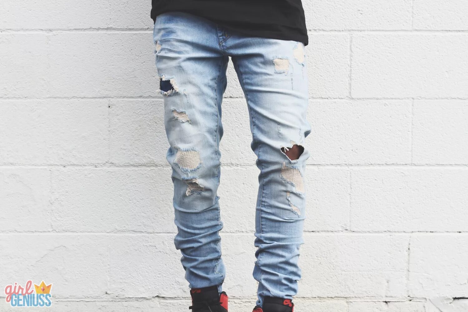 Рваные джинсы мужские. Драные джинсы мужские. Рваные штаны. Порванные джинсы мужские.