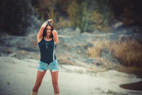 Brunette short
