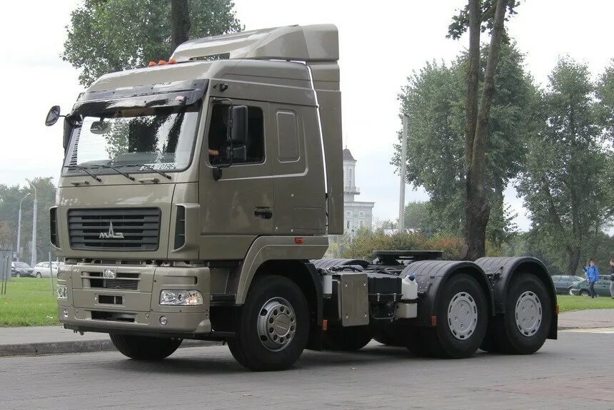 Маз 6430с9-520-010. Тягач маз-5440c5-8520-031. Маз 4х2 тягач. Маз 5440а9-1320-031. Маз 5440 4х2.
