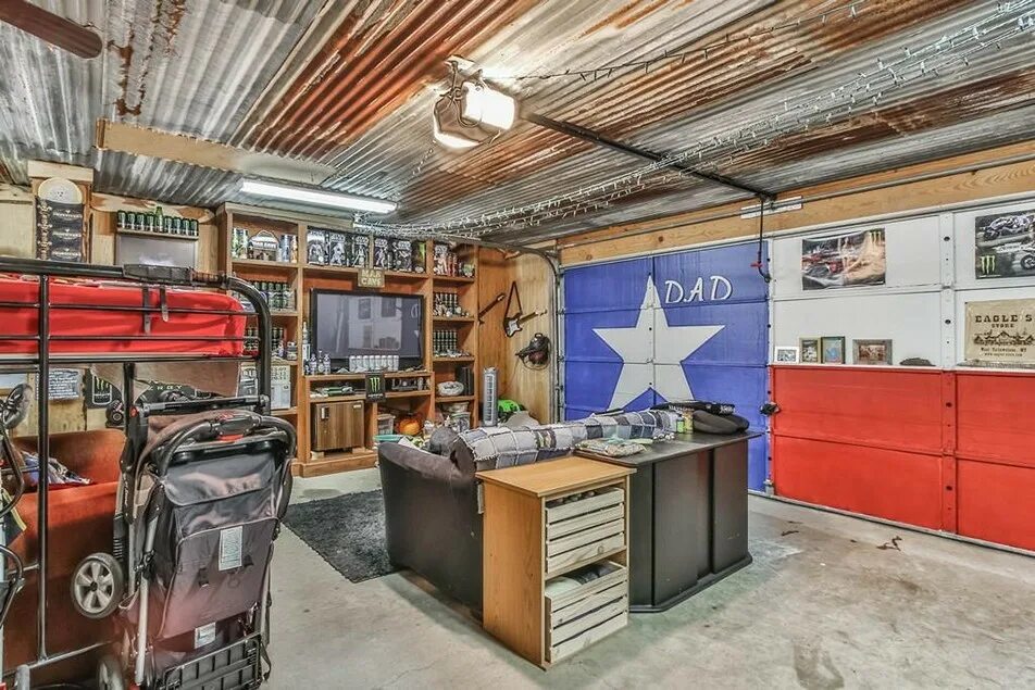 Как оформить гараж в 2025. Гараж man cave. гараж внутри. внутреннее обустройство гаража. дизайн интерьера гаража.