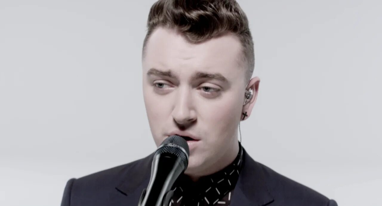 Сэм смит only. Sam Smith Kim. Unholy Сэм Смит. Сэм Смит 2023 Unholy. Сэм Смит Unholy Live.