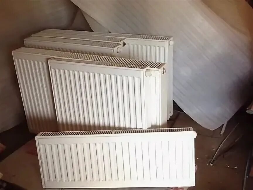 Панельный радиатор отопления buderus. Spl радиаторы отопления. Панельный радиатор б/у. Радиатор termoteknik h 200. Радиатор стальной бу.