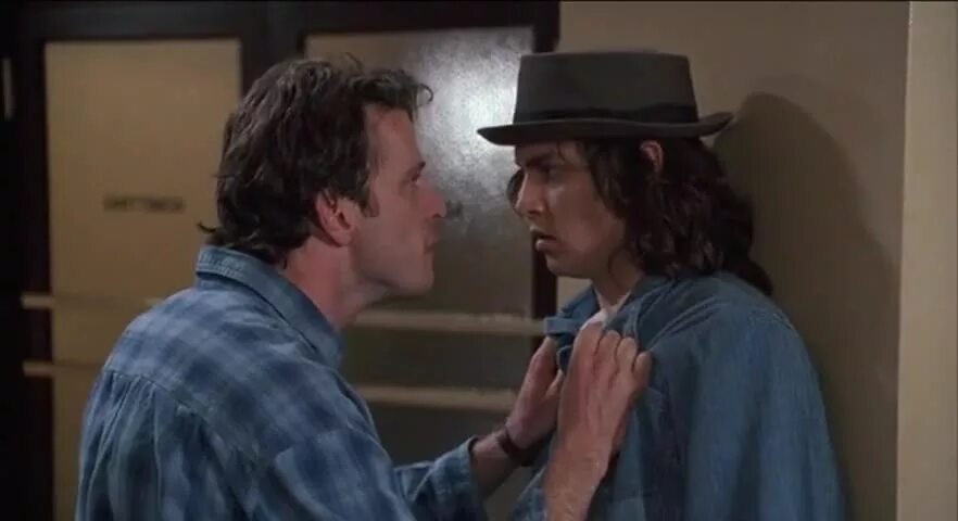 Бенни и джун 1993. Джонни Депп бенни и Джун. Benny & Joon, 1993. Бенни и Джун Сэм.