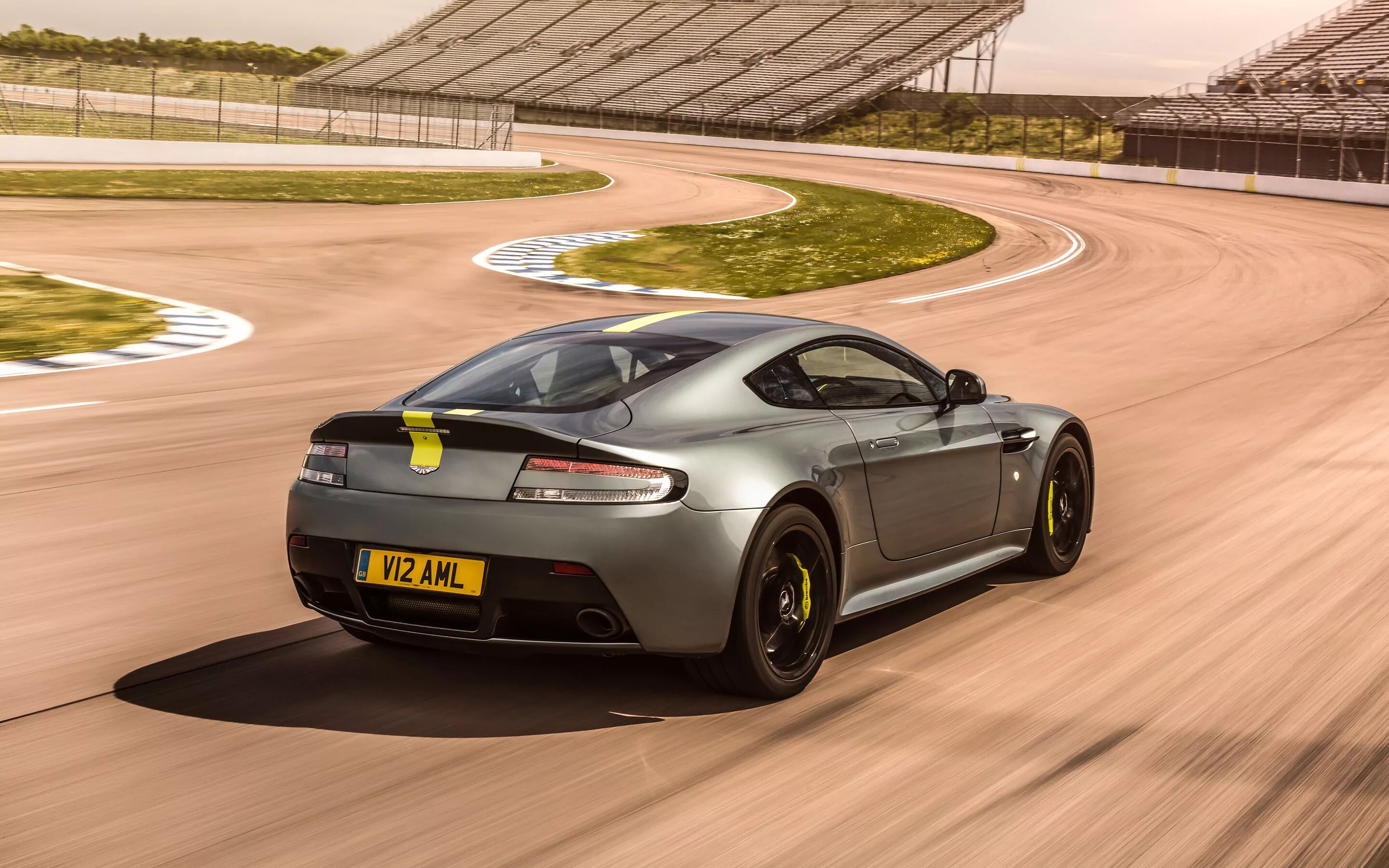 Aston martin vantage 2018. Aston martin vantage amr pro. Aston martin vantage 2018. Aston martin vantage 2018. Aston martin vantage 2019.