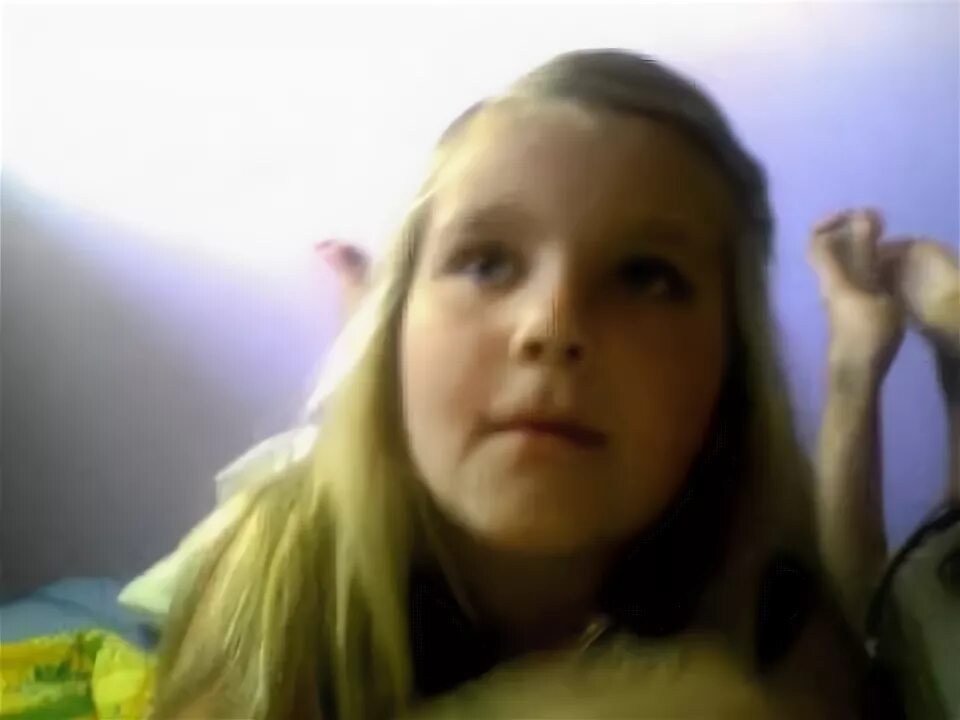 Pink webcam. Webcam молодая. Младшая дочь омегле. Вичаттер 2018.